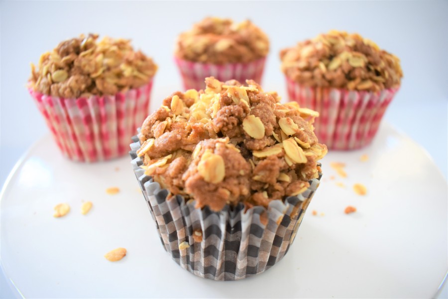 Apple and Oat Crumble Muffins