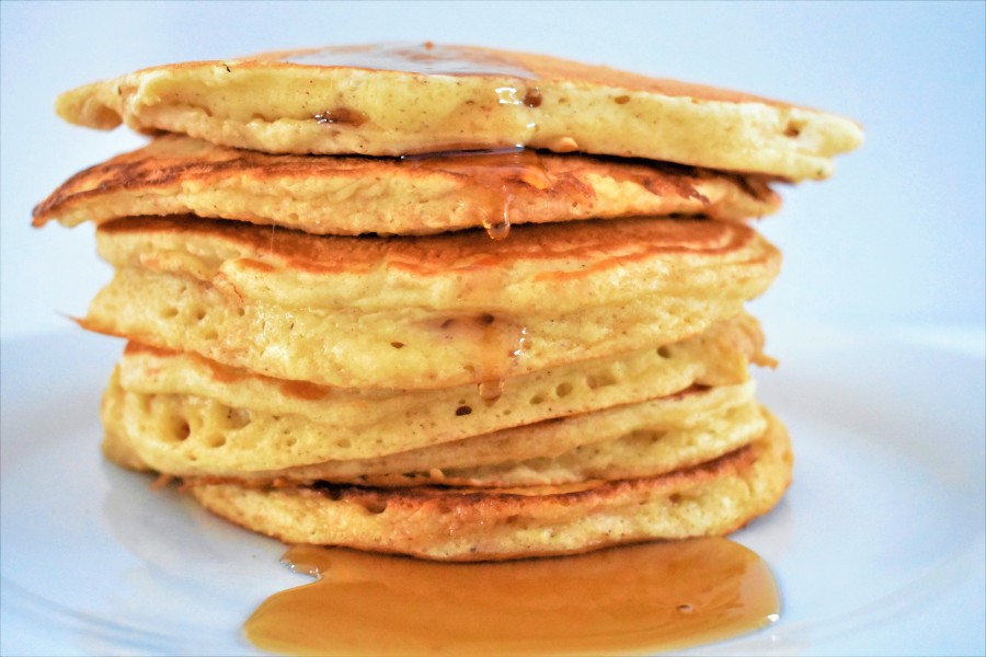 Vanilla Buttermilk Pancakes